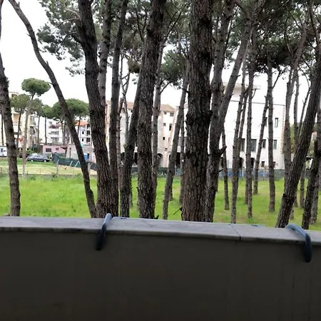 8 Apartment Golem (Tirana)
